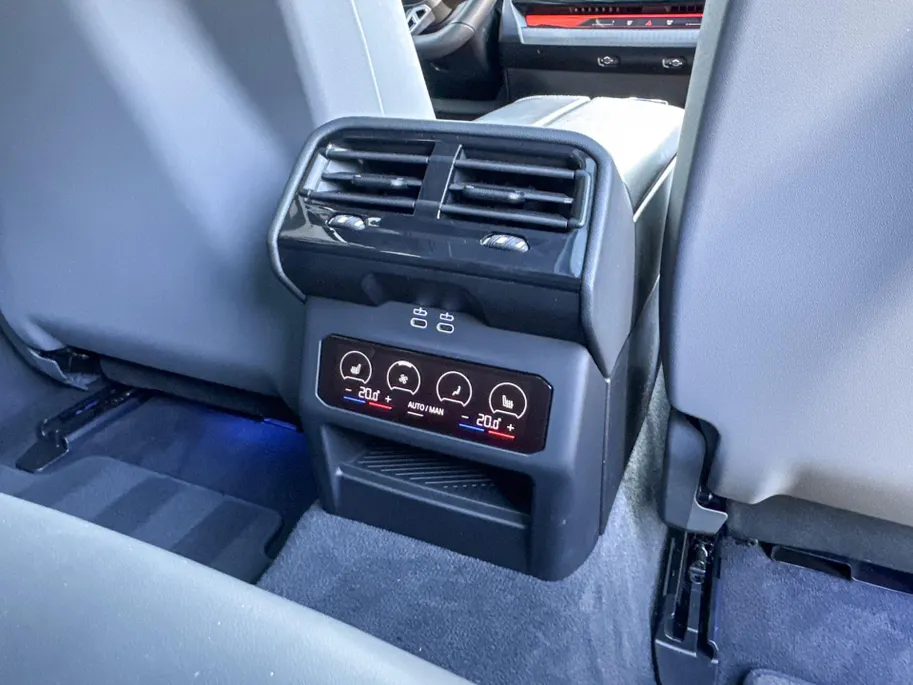 BMW i5 Touring eDrive40
