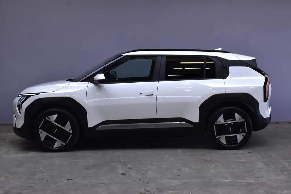 Kia EV3 58,3 kWh 204pk Plus Advanced