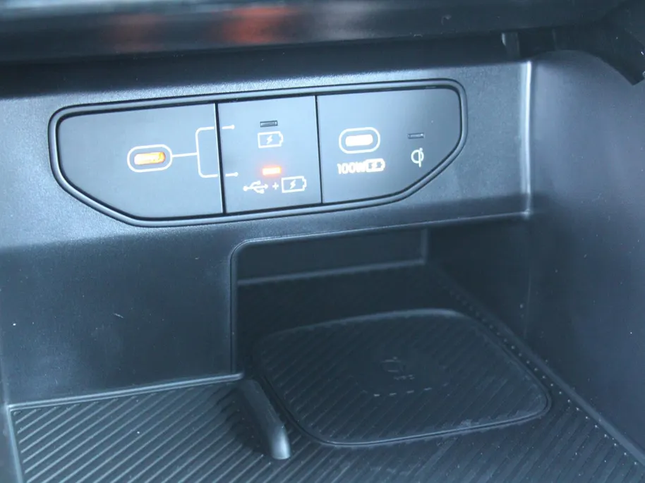 Kia Sorento 1.6 T-GDi Plug-in Hybrid 4WD ExecutiveLine 7p | Automaat | Nieuw | Direct leverbaar |