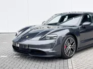 Porsche Taycan 4S Performance