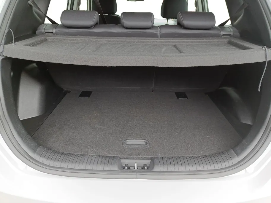 Hyundai ix20 1.4i Go! | Navigatie | Parkeercamera | Airco |