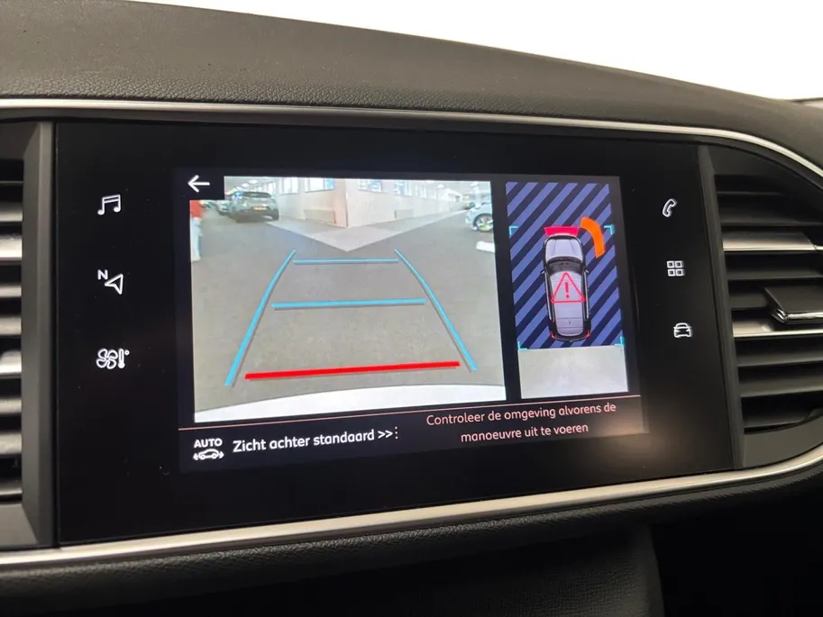 Peugeot 308 1.2 PureTech Allure APPLE CARPLAY ANDROID AUTO CAMERA PARKEERSENSOREN 5 DEURS LM VELGEN PAS 17000KM VOLLEDIGE DEALER ONDERHOUDEN ALLES AANTOONBAAR
