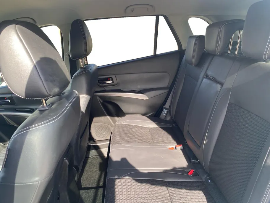 Suzuki S-Cross 1.4 Boosterjet Style Smart Hybrid | Trekhaak | Navigatie | Hoge instap | 360camera | Stoelverwarming
