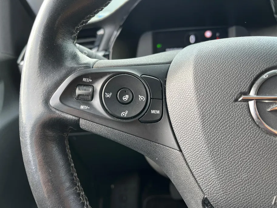 Opel Corsa-e Edition 50 kWh NL Auto | Stoel-/stuurverwarming | Automaat | Cruise control | CarPlay | Etc.
