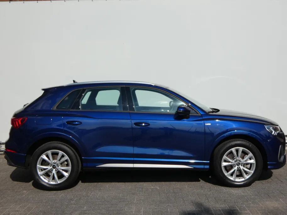 Audi Q3 45 TFSI e 245pk PHEV S line Edition / 11dkm!