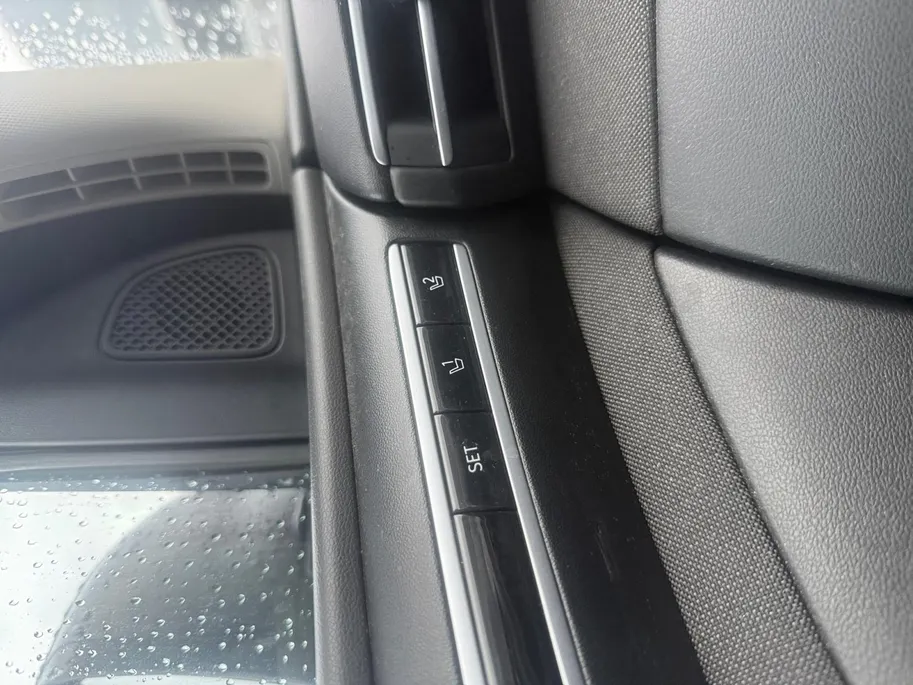 Hyundai Tucson 1.6 T-GDI PHEV Premium Sky 4WD | Schuif-Kantel Dak | Stoel Verwarming/Ventilatie | Memory Seats | Adaptief Cruise Control | Apple Carplay/Android Auto