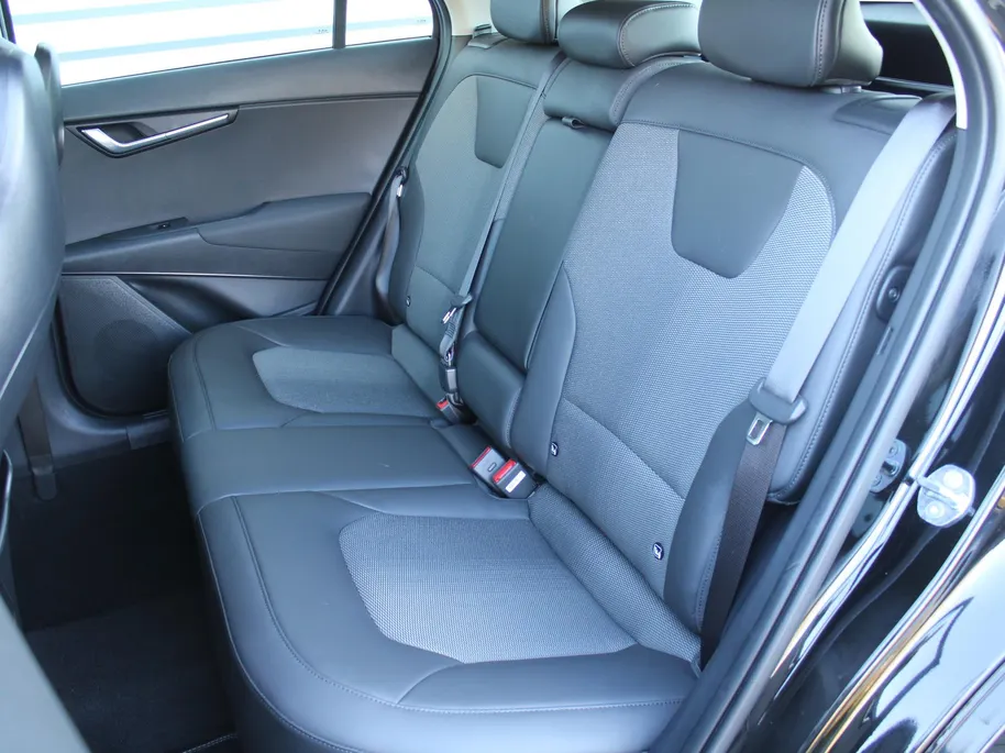 Kia Niro 1.6 GDi Hybrid DynamicLine | BTW Auto | Camera | Cruise adapt. | Clima | 16' LM | Navi | Keyless | Apple Carplay/Android Auto |