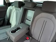 SEAT Leon Sportstourer 1.0 eTSI Style Business Intense | Metallic lak| Navigatie| Digitale cockpit| Parkeer sensoren V/A| Camera| Stuur verwarming| Keyless start| Zeer nette auto