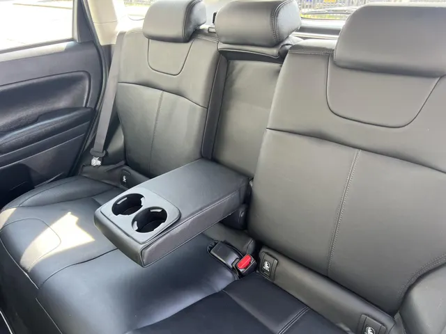 Subaru Forester 2.0 Comfort Automaat | All Season Banden | Trekhaak | Lederen Bekleding | Verwarmde Voorstoelen