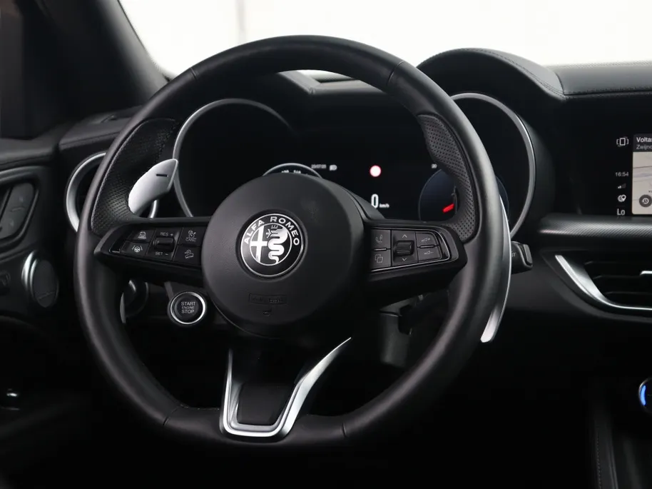 Alfa Romeo Stelvio 2.0 Turbo 280 PK AWD Veloce | Navi | Harman | Driver | BTW | 20'