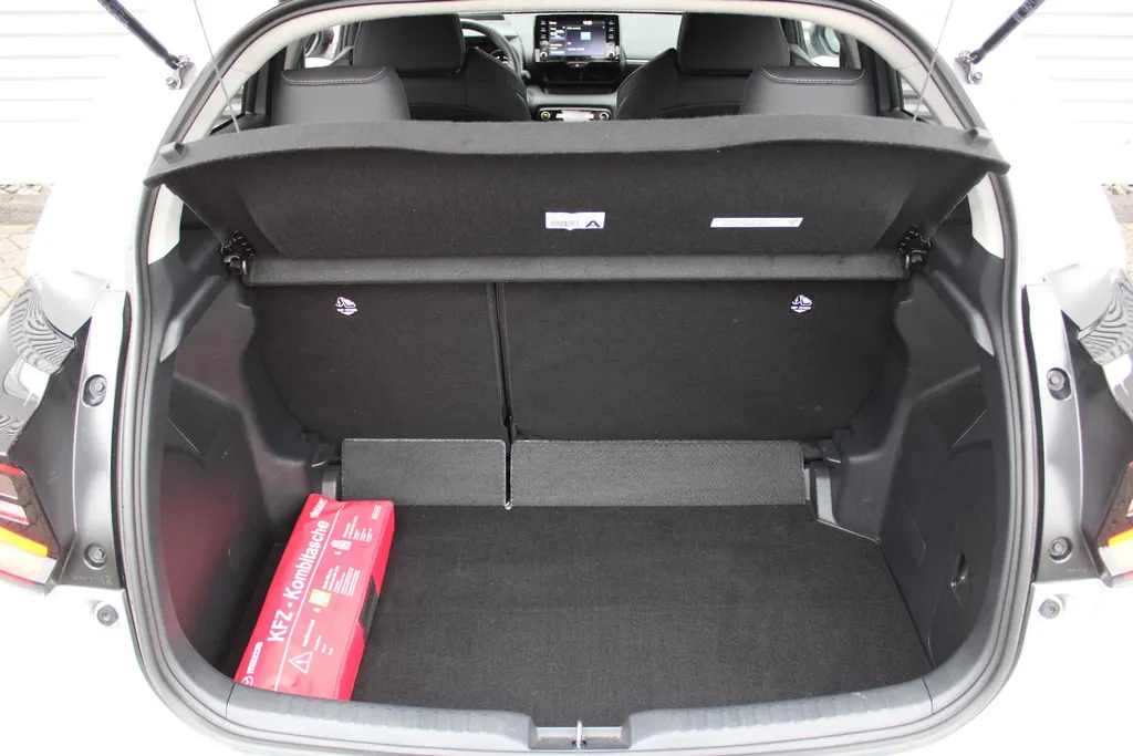 Mazda 2 Hybrid 1.5 Select | Airco | 16'LM | navi | Cruise | Stoelverwarming | Draadloos laden |