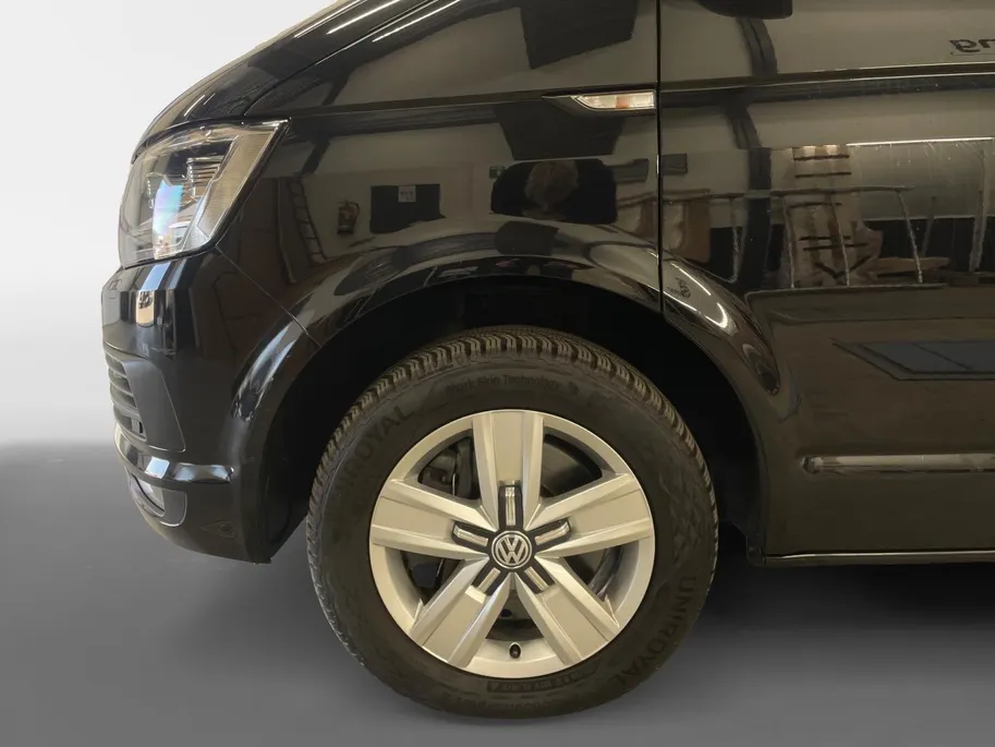 Volkswagen Multivan 150pk automaat | Camper met 4 slaap plaatsen | Volledige keuken | Navigatie | Cruise control Multivan 150pk automaat | Camper met 4 slaap plaatsen | Volledige keuken | Navigatie | Cruise control