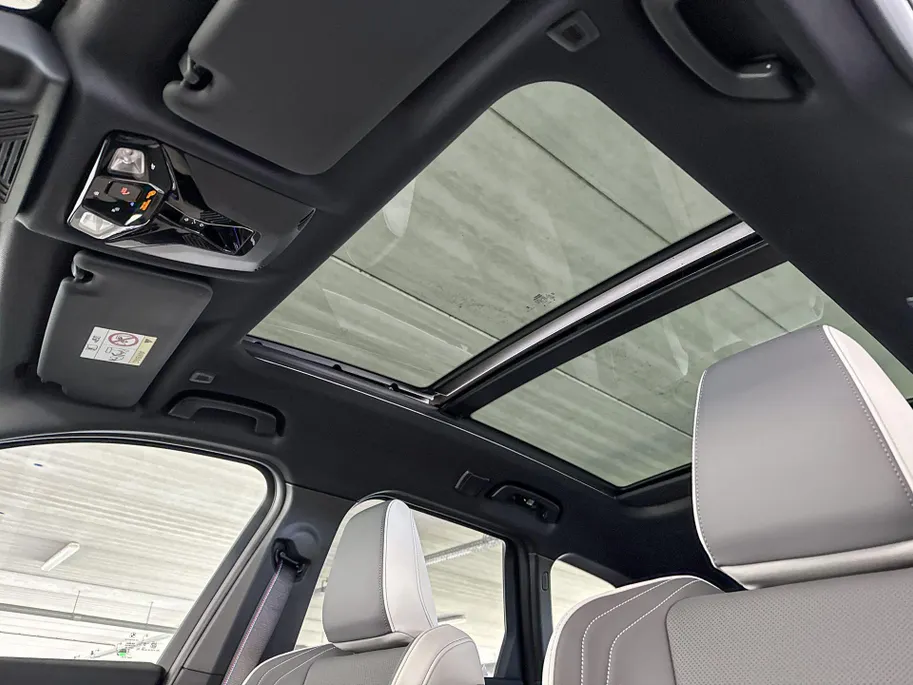 BMW iX1 eDrive20 67 kWh M Sport Edition