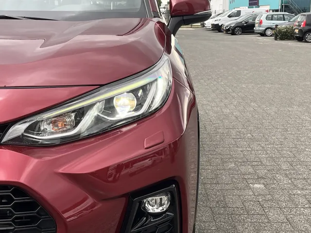 Suzuki Across 2.5 Plug-in Style | Blindspot | All Seasons