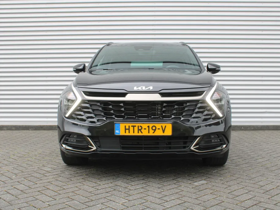 Kia Sportage 1.6 T-GDi Hybrid Dark Edition | Stuur-/stoelverwarming v+a | Camera | Elek. stoelverstelling | 18' LM | Cruise adapt. | Navi | Clima | Half leer/suède |