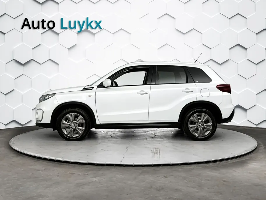 Suzuki Vitara 1.5 Hybrid Select Automaat | Apple Carplay/Android Auto | Adaptieve Cruise Control | Parkeercamera