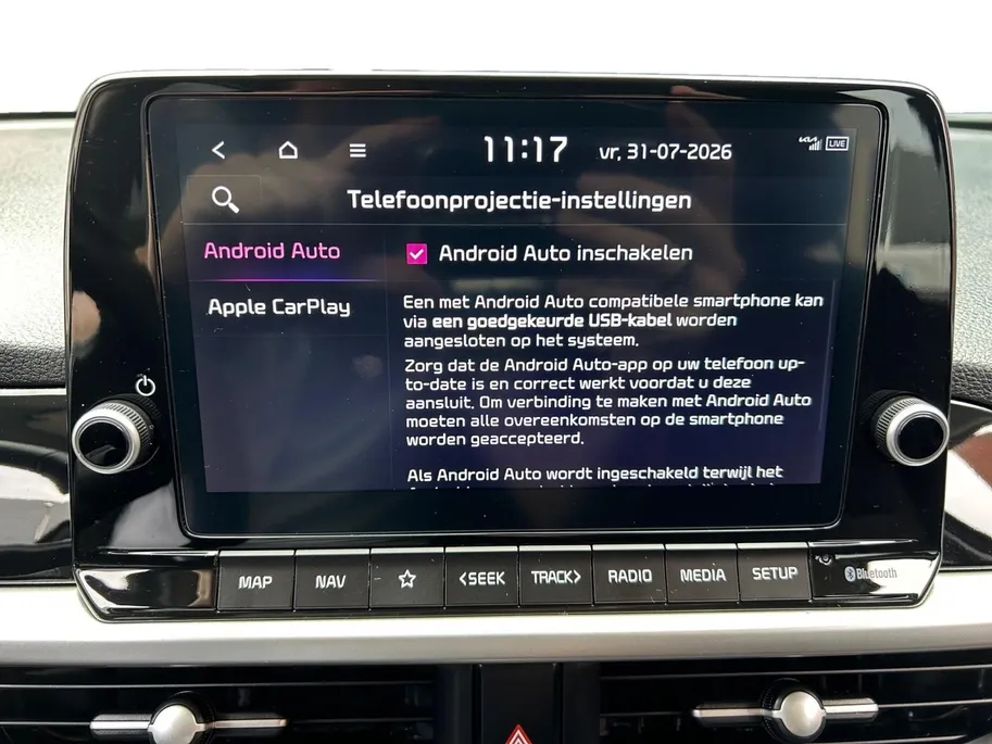 Kia Picanto 1.0 DPi DynamicPlusLine | Apple Carplay / Android Auto | Navigatiesysteem | Lichtsensor | Parkeersensoren + Camera Achter | Cruise Control | Climate Control | 15' Lichtmetalen Velgen