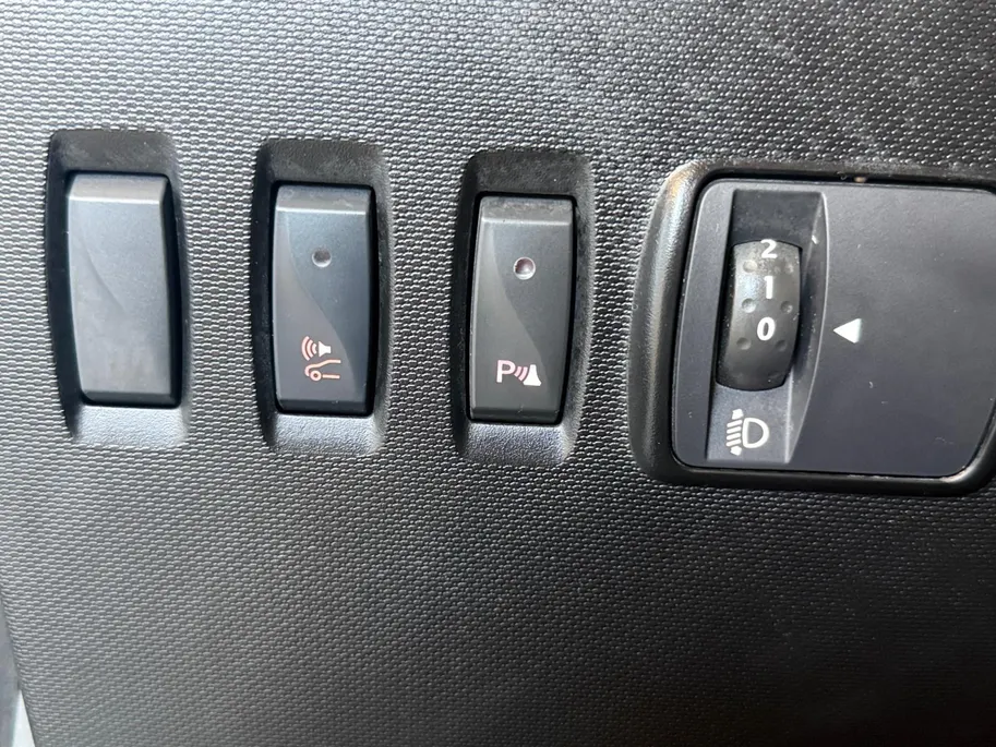 Renault Twingo Z.E. R80 Intens *Automaat*Navi+Camera*Cruise*Climate*Hoge instap*Kleine Draaicirkel!