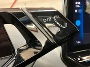 Volkswagen ID.4 Pro 128KW/174PK 77 kWh · SOH 95,6% · Camera · Warmtepomp · Apple/Android Car Play ·  Parkeer Sensoren · Fabrieksgarantie t/m 23-05-2027 of 100.000KM ·