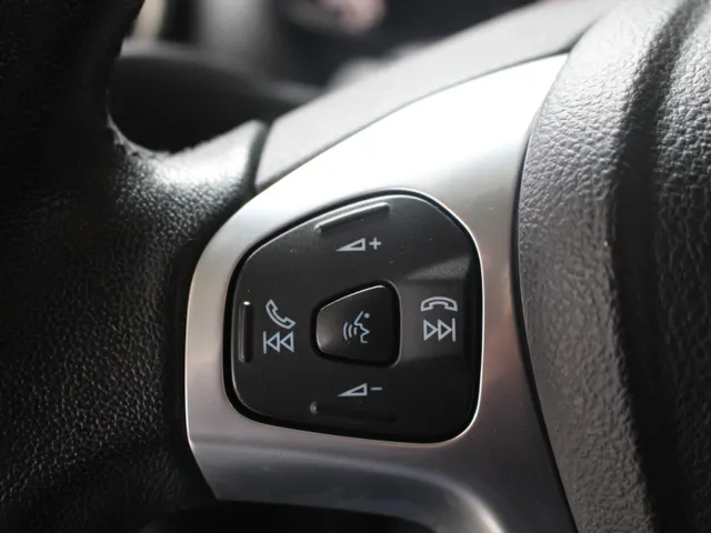 Ford Fiesta 1.0 Style 3-drs Airco | Navigatie | 4 seizoenenbanden | Nieuwe Distributieriem