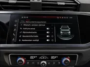 Audi Q3 45 TFSIe 180kW/245PK S Line · Panoramadak · Camera · Apple/Android Car Play · Drive select · Leder/stof