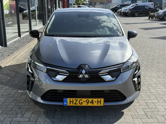 Mitsubishi Colt 1.6 HEV Intense+ | All Seasons