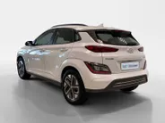 Hyundai Kona EV | 64 KWH | COMFORT | APPLE CARPLAY | CAMERA | DEALERONDERHOUDEN |