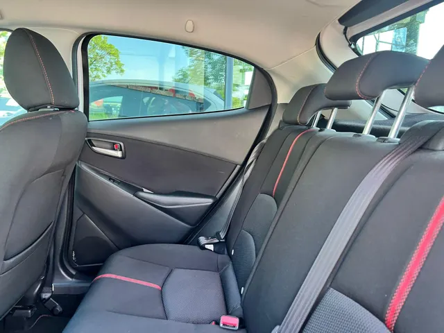 Mazda 2 1.5 Skyactiv-G GT-M NAVIGATIE | PARKEER SENSOREN | CLIMATE CONTROLE | STOELVERWARMING |