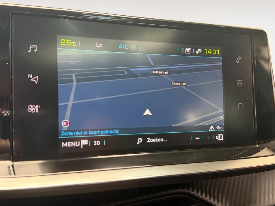Peugeot e-208 EV GT 350 50 kWh STOELVERWARMING | ACHTERUITRIJCAMERA | GLASSROOF | 12 MAANDEN BOVAG GARANTIE