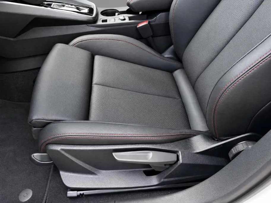 Audi A3 Limousine Advanced edition 30 TFSI 116 PK Limousine · Sonos · Optiekpakket zwart plus · Lichtpakket plus ambient light · MEGA Sale