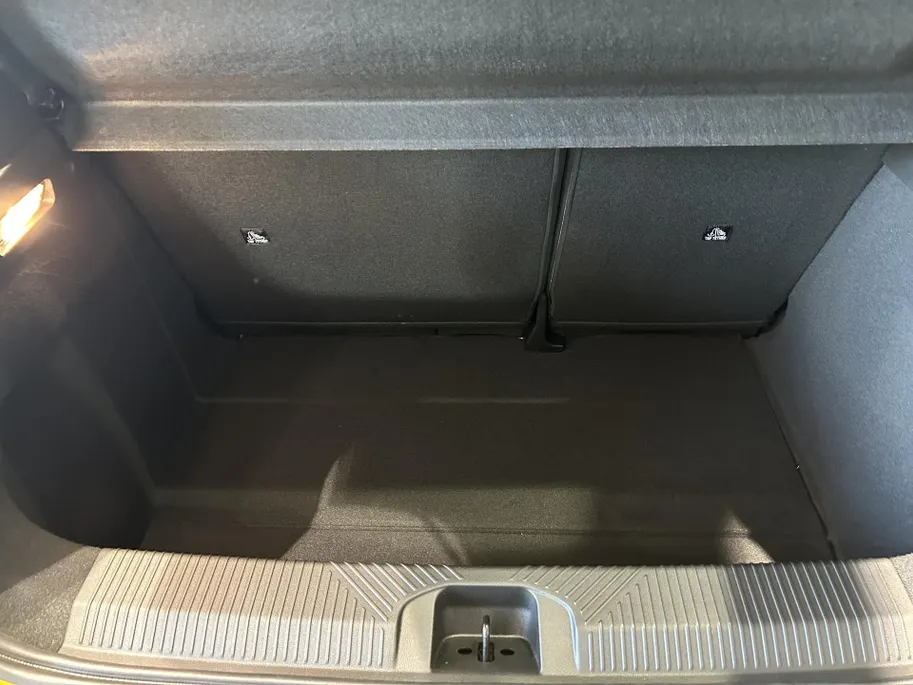 Renault 5 (Z&Z Renault Private Lease actie vanaf €531,-) comfort range iconic cinq 52 kWh | Wij maken graag een Private Lease offerte op maat voor u |