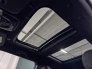 MINI Cooper 3-deurs Electric MINI Yours