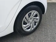 Hyundai i10 1.0i Comfort Smart / AUTOMAAT! / Navigatie / Cruisecontrol! /