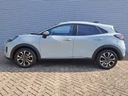 Ford Puma 1.0 EcoBoost Hybrid Titanium | Trekhaak afneembaar | DAB | 360 Camera | Adaptieve Cruise | Climate | Stuur/stoel/voorruit verwarming | Apple Carplay/Android Auto | Navigatie