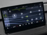 Škoda Enyaq iV 60 180pk Sportline · Camera · Elek. Voorstoel · Elek. Achterklep · Apple/Android Car Play · Stoel-& Stuurverwarming · P-Sensoren · 21'' Inch ·