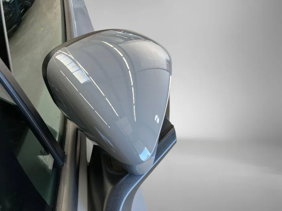 Volkswagen ID.4 Pro 77KW 175PK · Camera · Warmtepomp · Apple/Android Car Play · SOH 95,6% · Fabrieksgarantie t/m 23-05-2027 of 100.000KM ·