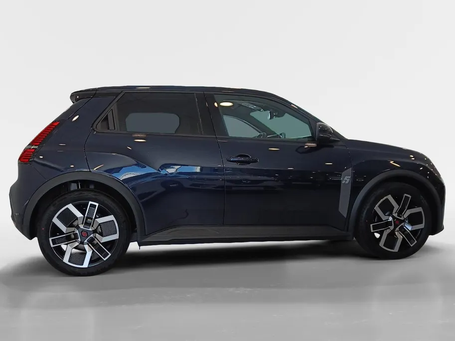 Renault 5 urban range techno 40 kWh Uit voorraad leverbaar op = op