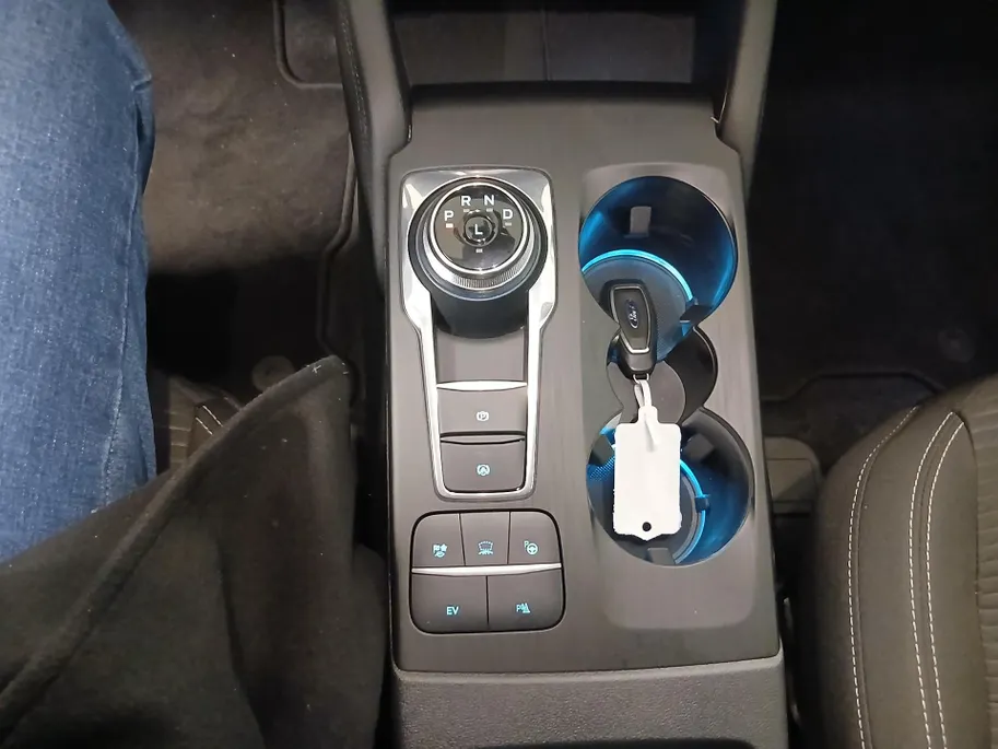 Ford Kuga 2.5 PHEV Titanium | Trekhaak Elektrisch | Adap. Cruise | Winter Pack | Elektrische achterklep |