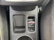 Renault Captur 1.6 E-Tech full hybrid 145 techno | Automaat | Navigatie | Trekhaak | Camera & Dashcam | Apple Carplay & Android Auto | Cruise & Climate Control | 12 Maanden BOVAG Garantie