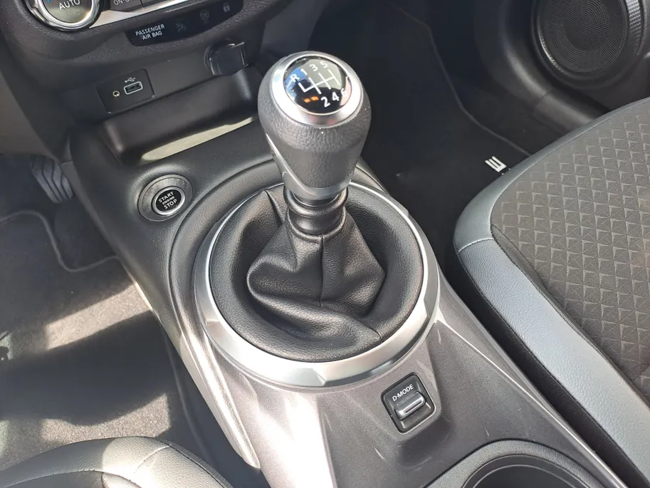 Nissan Juke 1.0 DIG-T N-Connecta | Cruise | Apple Carplay/Android Auto | Camera | DAB | Keyless entry | Keyless start