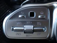 Mercedes-Benz GLC 300e 4MATIC Business Solution AMG l Keyless l Achteruitrij camera l Stoelverwarming