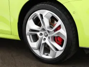 Škoda Octavia 1.4 TSI 245pk DSG RS iV PHEV · Panoramadak · Camera · Elek. Voorstoelen · Head-Up · Stoel-& Stuurverwarming · 19'' Inch · Canton Audio ·