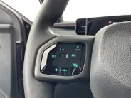 Ford Explorer Premium Extended Range RWD 77 kWh | Full Option | Black uitvoering | Trekhaak | Dealer onderhouden | AGR stoelen 12-wegs verstelbaar 21 inch wielen | Panoramadak | 1e eigenaar |