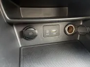 Hyundai Kona 1.0T Premium |voorstoelen/Stuurwiel verwarmd|Allweatherbanden| Apple Carplay/Android Auto| 12maanden Bovag garantie|