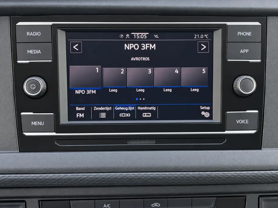 Volkswagen Bedrijfswagens Transporter 2.0TDi 150pk DSG L2 · Achteruitrijcamera · bijrijdersbank · automaat · Apple Carplay / Android Auto ·