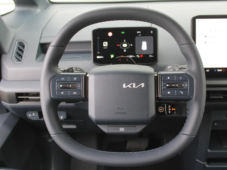 Kia PV5 L2H1 Elite DC 71.2 kWh | Luxe dubbele cabine | Zijwandbekleding | Vloerplaat | Privacy glass | Tot € 2.500 (inruil)voordeel bij aanschaf of 2,99% financiering |