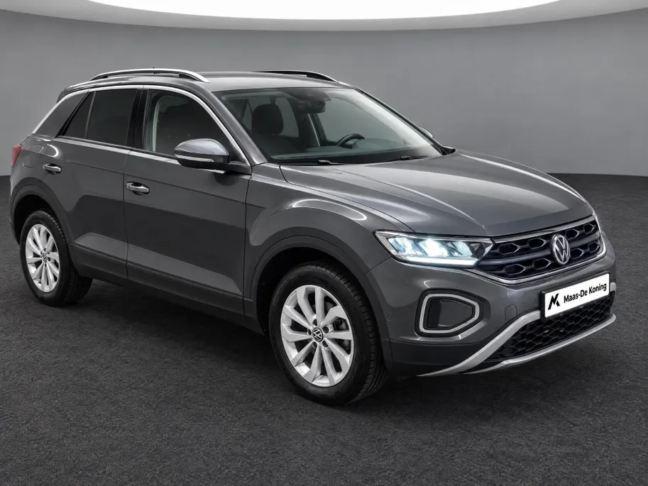Volkswagen T-Roc 1.0TSI/115PK Life Edition · Apple/Android Car Play · Camera + Parkeersensoren · Keyless · Garantie t/m 27-06-2028 of 100000km.