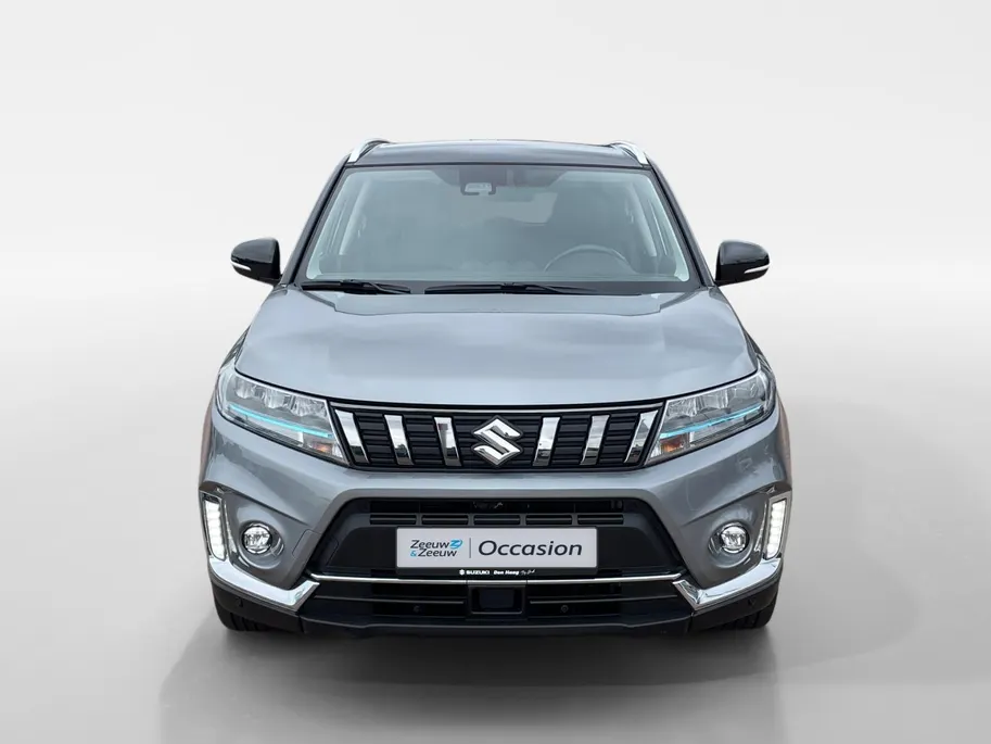 Suzuki Vitara 1.5 Hybrid Style *Automaat*Navi+Camera*Adapt. Cruise Control*Stoelverwarming*Climate Control*LM.Velgen*Trekhaak*Zeer nette auto!