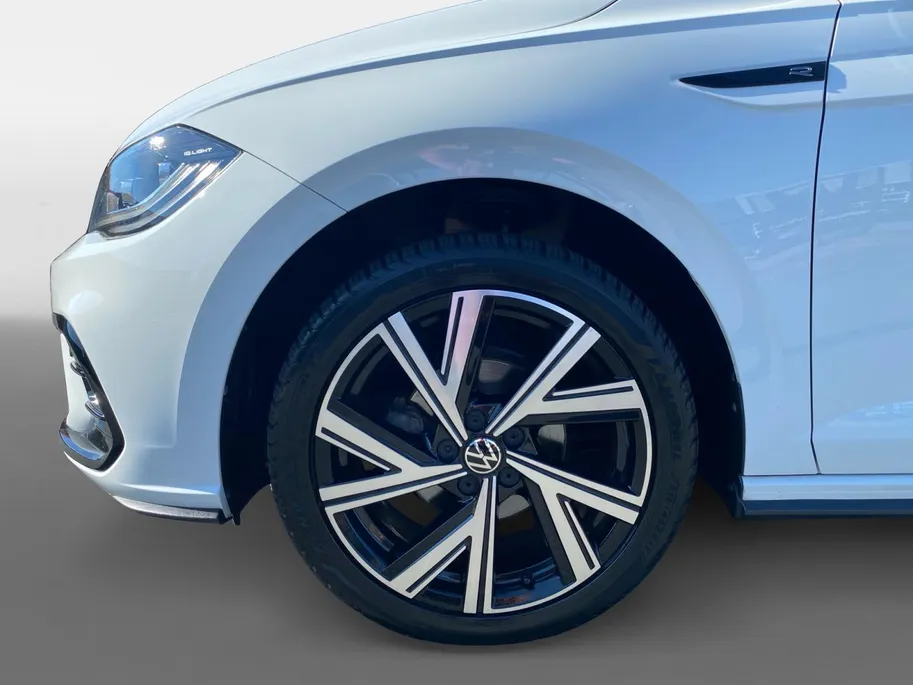 Volkswagen Polo 1.0 TSi R-Line Business Panodak | 17' Bergamo |iQ LED Lights | cruise | Virtual Cockpit | etc.