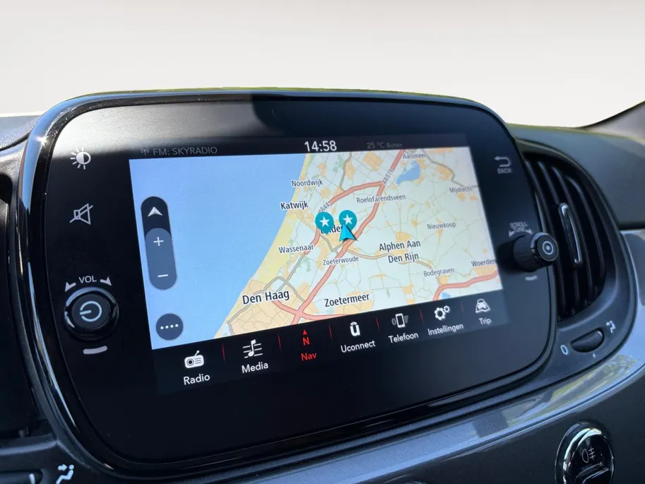 Fiat 500 1.0 Hybrid Cult Airco , lichtmetalen velgen 15' , navi  , parkeersensor , tel , usb-c , Apple Carplay/Android Auto .